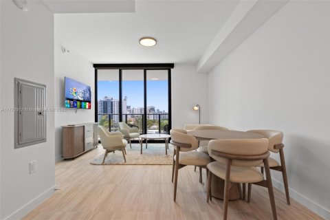 Condo in Miami Beach, Florida, 1 bedroom  № 1692622 - photo 14