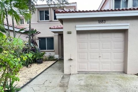 House in Davie, Florida 3 bedrooms, 153.1 sq.m. № 1892318 - photo 4