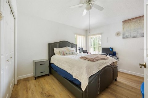 House in Ocala, Florida 3 bedrooms, 170.1 sq.m. № 1899274 - photo 14