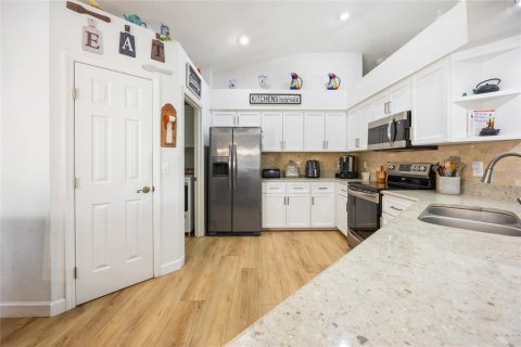 House in Ocala, Florida 3 bedrooms, 170.1 sq.m. № 1899274 - photo 10