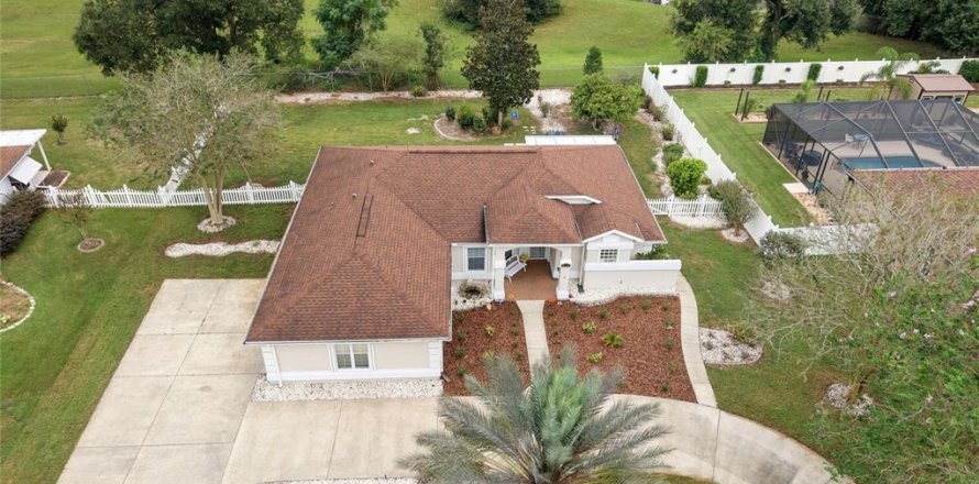 Villa ou maison à Ocala, Floride 3 chambres, 170.1 m2 № 1899274