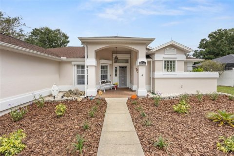 House in Ocala, Florida 3 bedrooms, 170.1 sq.m. № 1899274 - photo 3