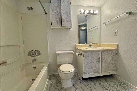 Condominio en alquiler en Altamonte Springs, Florida, 2 dormitorios, 94.67 m2 № 1844232 - foto 18