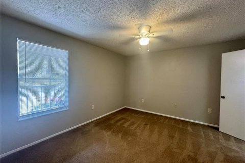 Condo in Altamonte Springs, Florida, 2 bedrooms  № 1844232 - photo 9