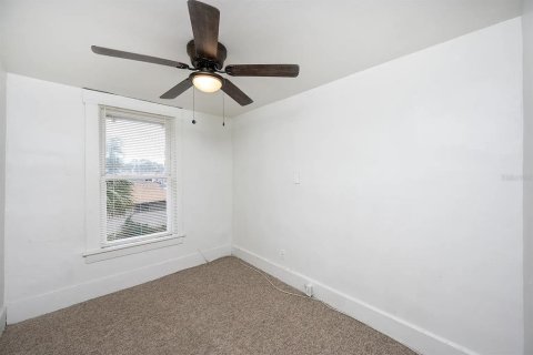 Apartamento en alquiler en Saint Petersburg, Florida, 3 dormitorios, 271.09 m2 № 2096061 - foto 4