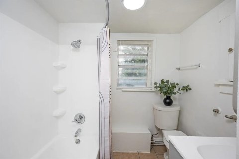Apartamento en alquiler en Saint Petersburg, Florida, 3 dormitorios, 271.09 m2 № 2096061 - foto 13