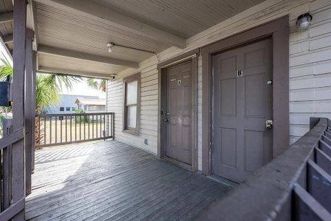 Apartamento en alquiler en Saint Petersburg, Florida, 3 dormitorios, 271.09 m2 № 2096061 - foto 11
