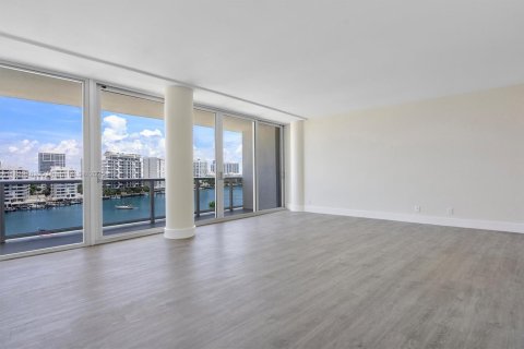 Купить кондоминиум в Майами-Бич, Флорида 67.45м2, № 1960215 - фото 18