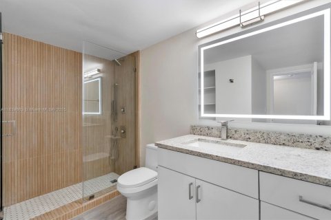 Купить кондоминиум в Майами-Бич, Флорида 67.45м2, № 1960215 - фото 13