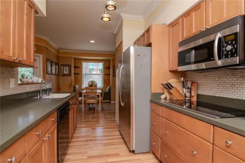 Condo in Tampa, Florida, 2 bedrooms  № 2403693 - photo 8