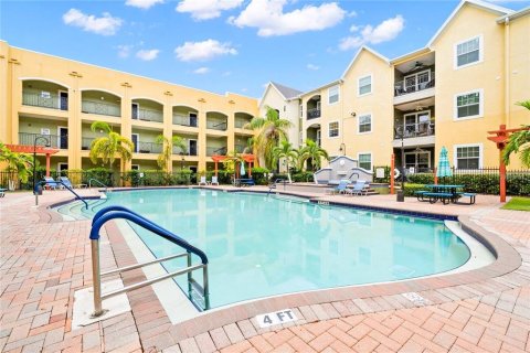 Condo in Tampa, Florida, 2 bedrooms  № 2403693 - photo 28