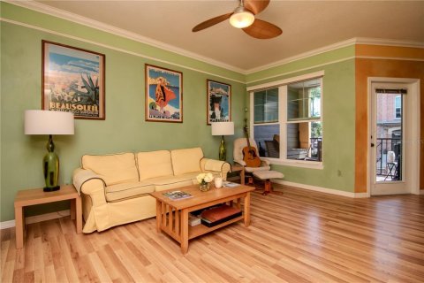 Condo in Tampa, Florida, 2 bedrooms  № 2403693 - photo 2