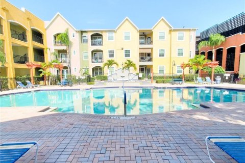 Condo in Tampa, Florida, 2 bedrooms  № 2403693 - photo 26