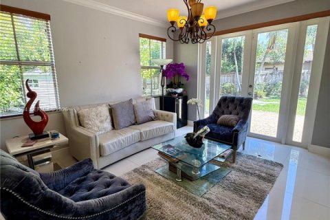 Купить виллу или дом в Майами, Флорида 5 спален, 276.94м2, № 2068272 - фото 6