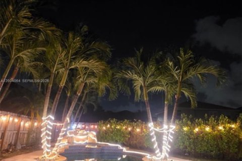 Купить виллу или дом в Майами, Флорида 5 спален, 276.94м2, № 2068272 - фото 11