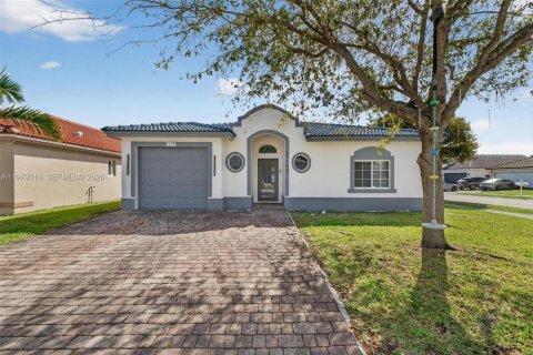 Купить виллу или дом в Катлер-Бей, Флорида 3 спальни, 159.79м2, № 2043674 - фото 3