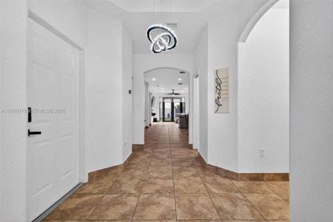 Купить виллу или дом в Катлер-Бей, Флорида 3 спальни, 159.79м2, № 2043674 - фото 5