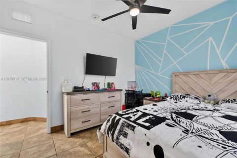 Купить виллу или дом в Катлер-Бей, Флорида 3 спальни, 159.79м2, № 2043674 - фото 11