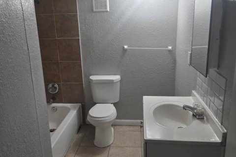 Appartement à louer à West Palm Beach, Floride: 3 pièces, 222.97 m2 № 2269258 - photo 10