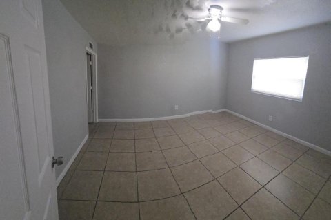Appartement à louer à West Palm Beach, Floride: 3 pièces, 222.97 m2 № 2269258 - photo 9