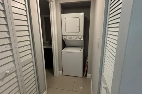 Снять в аренду квартиру в Плантация, Флорида 1 спальня, № 2004688 - фото 7