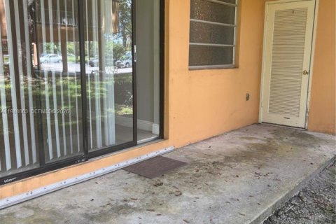 Снять в аренду квартиру в Плантация, Флорида 1 спальня, № 2004688 - фото 9