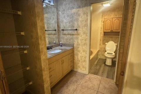 Купить таунхаус в Уэст-Палм-Бич, Флорида 2 спальни, 102.19м2, № 2009142 - фото 7