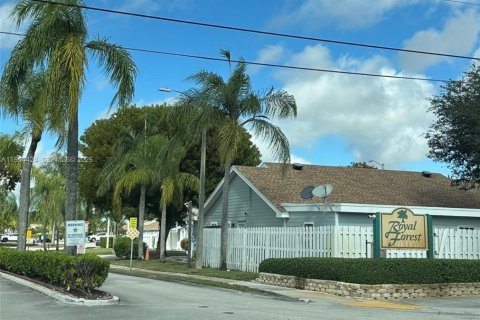 Купить таунхаус в Уэст-Палм-Бич, Флорида 2 спальни, 102.19м2, № 2009142 - фото 5