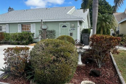 Купить таунхаус в Уэст-Палм-Бич, Флорида 2 спальни, 102.19м2, № 2009142 - фото 12