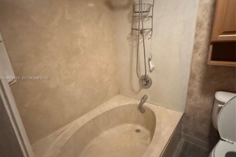 Купить таунхаус в Уэст-Палм-Бич, Флорида 2 спальни, 102.19м2, № 2009142 - фото 19