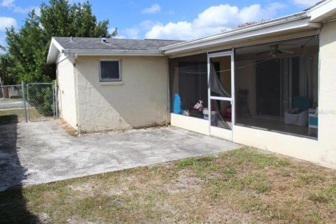 Casa en venta en Port Richey, Florida, 3 dormitorios, 169.92 m2 № 1422762 - foto 19
