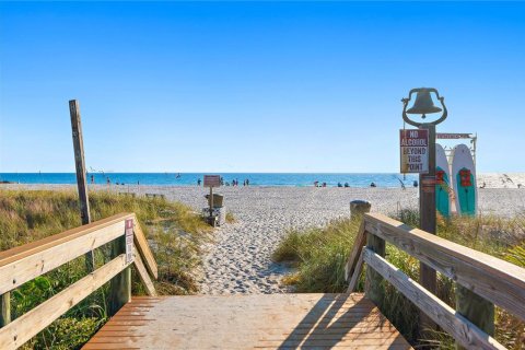 Снять в аренду кондоминиум в Сент-Пит-Бич, Флорида 1 комната, 57.13м2, № 1531873 - фото 21