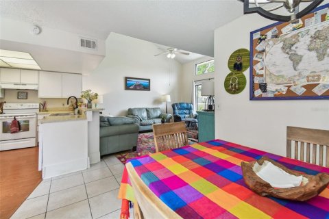Condo in Clearwater, Florida, 2 bedrooms  № 1809982 - photo 27