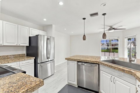 Villa ou maison à vendre à Boca Raton, Floride: 3 chambres, 168.34 m2 № 2383032 - photo 13