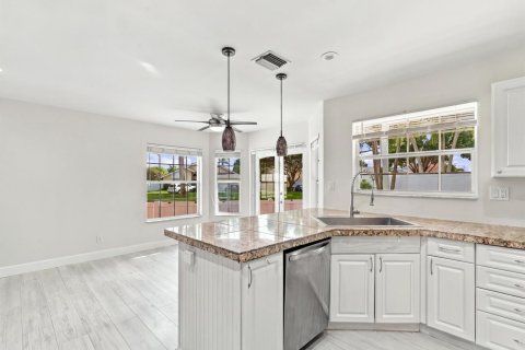Villa ou maison à vendre à Boca Raton, Floride: 3 chambres, 168.34 m2 № 2383032 - photo 15