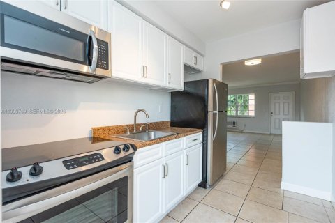 Copropriété à louer à Miami, Floride: 1 chambre, 53.88 m2 № 2055615 - photo 8