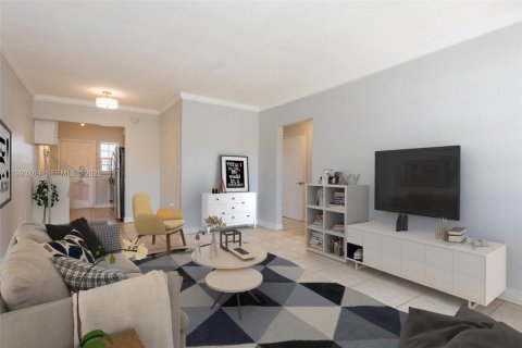 Copropriété à louer à Miami, Floride: 1 chambre, 53.88 m2 № 2055615 - photo 1
