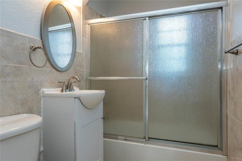 Copropriété à louer à Miami, Floride: 1 chambre, 53.88 m2 № 2055615 - photo 17