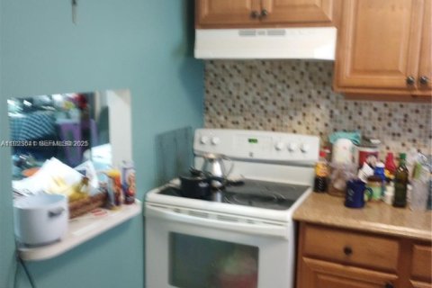 Condominio en venta en Sunrise, Florida, 1 dormitorio, 59.46 m2 № 1983591 - foto 5