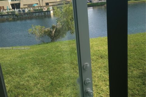 Condominio en venta en Sunrise, Florida, 1 dormitorio, 59.46 m2 № 1983591 - foto 10