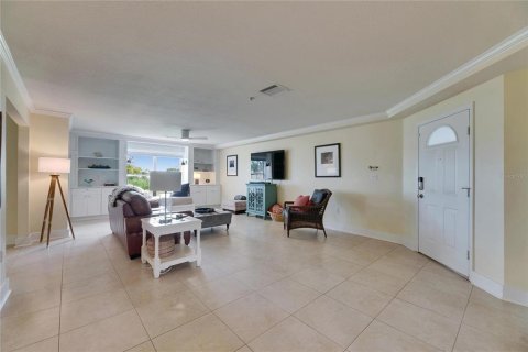 Copropriété à vendre à Sarasota, Floride: 2 chambres, 123.93 m2 № 1597359 - photo 17
