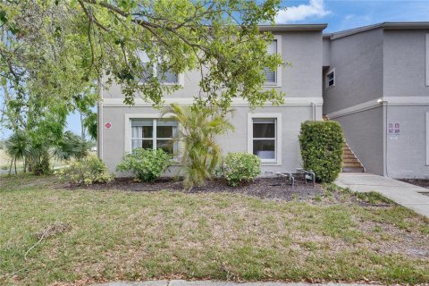 Copropriété à vendre à Sarasota, Floride: 2 chambres, 123.93 m2 № 1597359 - photo 8