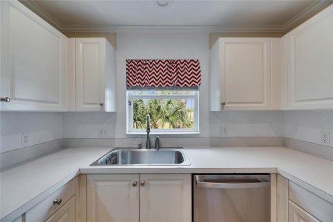 Copropriété à vendre à Sarasota, Floride: 2 chambres, 123.93 m2 № 1597359 - photo 29