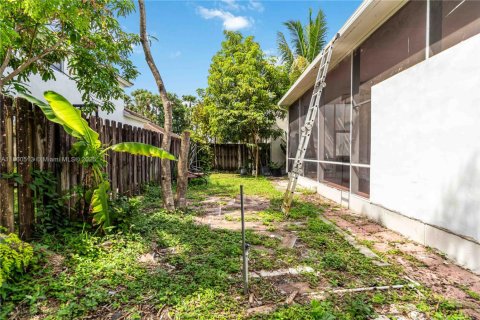 Casa en venta en Pembroke Pines, Florida, 3 dormitorios, 181.35 m2 № 1891985 - foto 24