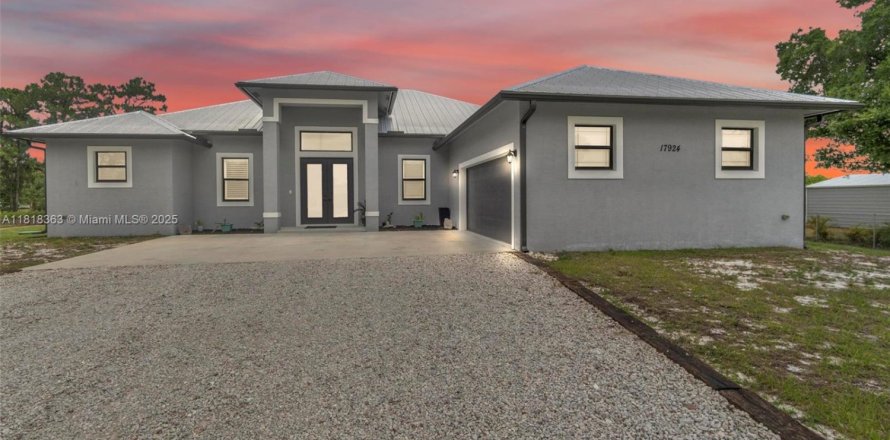 Casa en Loxahatchee Groves, Florida 5 dormitorios, 243.4 m2 № 1777762