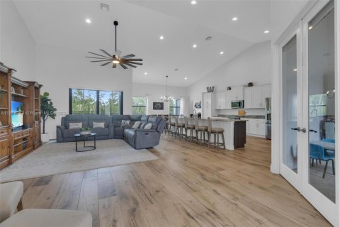 Casa en venta en Loxahatchee Groves, Florida, 5 dormitorios, 243.4 m2 № 1777762 - foto 5