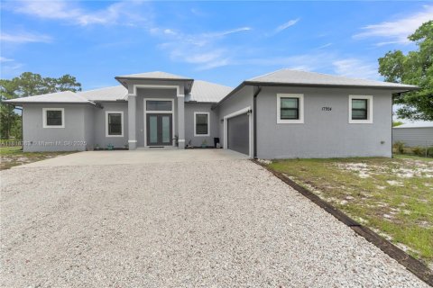 Casa en venta en Loxahatchee Groves, Florida, 5 dormitorios, 243.4 m2 № 1777762 - foto 2