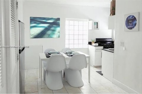 Condominio en venta en Miami Beach, Florida, 49.05 m2 № 1683572 - foto 6