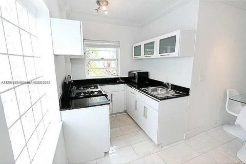 Condominio en venta en Miami Beach, Florida, 49.05 m2 № 1683572 - foto 4