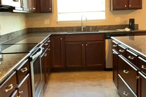 Casa en venta en Kissimmee, Florida, 4 dormitorios, 244.15 m2 № 1915417 - foto 11